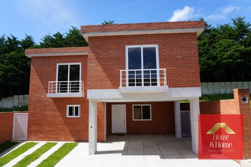 Venta de casa en Carretera a El Salvador — Casa en Venta en Buena Fuente, Carretera a El Salvador, Guatemala, Ciudad — foto 1 de 11