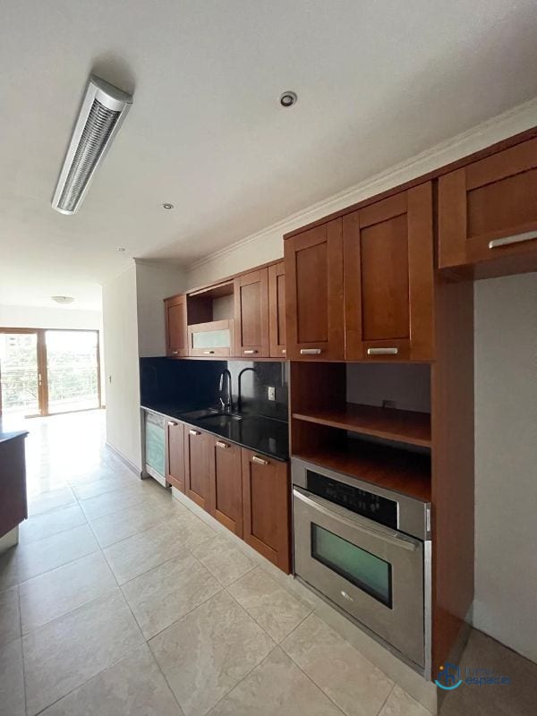 Apartamento en alquiler - Zona 14 — Apartamento en Alquiler en Tadeus, Zona 14, Guatemala, Ciudad — foto 9 de 12