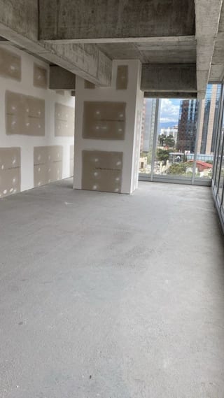 OFICINA EN VENTA VASANTA ZONA 10  — Oficina en Venta en Vasanta, Zona 10, Guatemala, Ciudad — miniatura 3 de 5