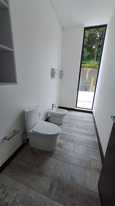 Preciosa Casa en Venta KM.10 CES — Casa en Venta en Carretera a El Salvador, Guatemala, Ciudad — foto 2 de 12