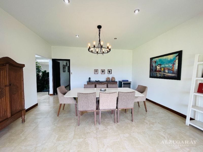 CASA MODERNA CON JARDIN - 3 HAB/ CONDOMINIO KM 21.5 — Casa en Venta en Carretera a El Salvador, Guatemala, Ciudad — foto 12 de 17