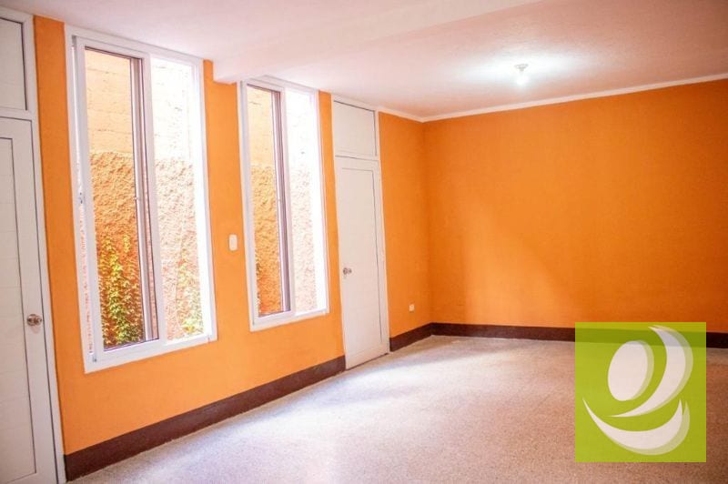 ATENCIÓN INVERSIONISTA VENTO 5 CASAS CON AMPLIO TERRENO EN CHIQUIMULA CENTRO — Casa en Venta en Chiquimula, Chiquimula — foto 7 de 12