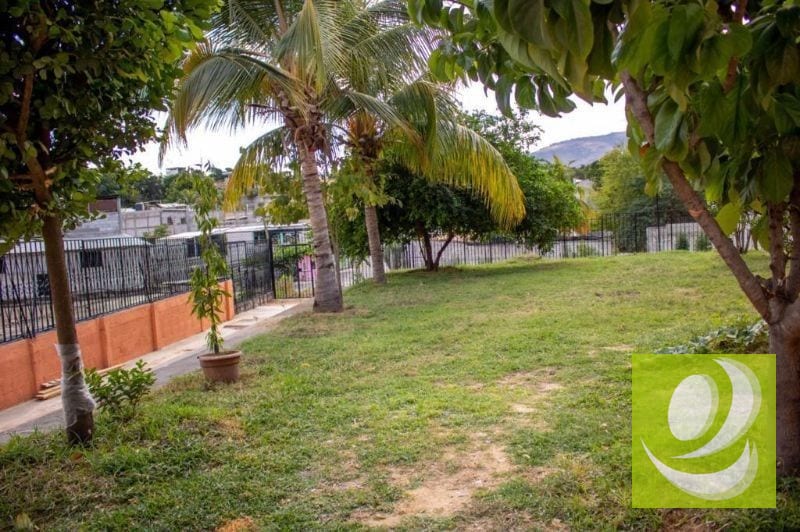 ATENCIÓN INVERSIONISTA VENTO 5 CASAS CON AMPLIO TERRENO EN CHIQUIMULA CENTRO — Casa en Venta en Chiquimula, Chiquimula — foto 1 de 12