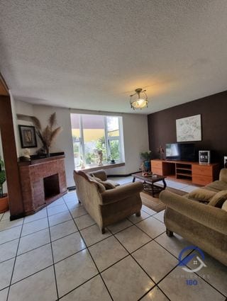 CASA EN VENTA EN LAS CHARCAS -  ZONA 11 - GUATEMALA — Casa en Venta en Las Charcas, Zona 11, Guatemala, Ciudad — miniatura 5 de 17