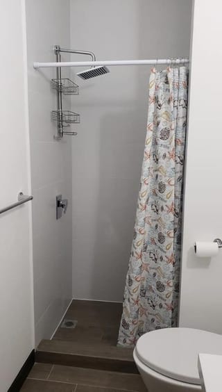 Apartamento Amueblado en Edificio Diagoseis, zona 10 sobre la Diagonal 6  — Apartamento en Alquiler en Diagoseis, Zona 10, Guatemala, Ciudad — miniatura 9 de 14