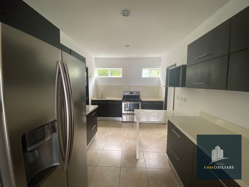 Apartamento en Venta Vista Bella 2 CAES — Apartamento en Venta en Montebello I, Carretera a El Salvador, Guatemala, Ciudad — foto 12 de 14