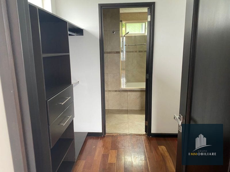 Apartamento en Venta Vista Bella 2 CAES — Apartamento en Venta en Montebello I, Carretera a El Salvador, Guatemala, Ciudad — foto 8 de 14