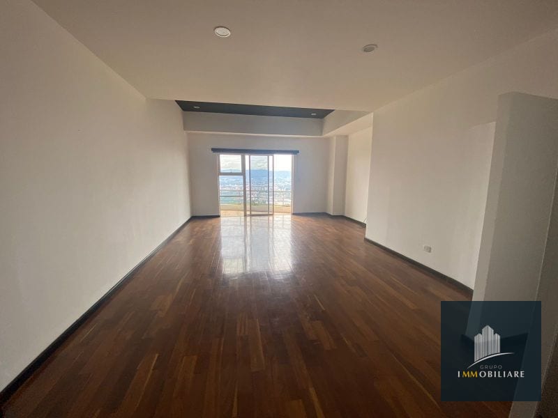 Apartamento en Venta Vista Bella 2 CAES — Apartamento en Venta en Montebello I, Carretera a El Salvador, Guatemala, Ciudad — foto 10 de 14