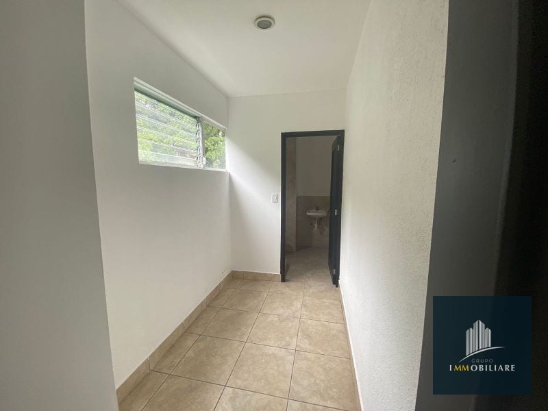 Apartamento en Venta Vista Bella 2 CAES — Apartamento en Venta en Montebello I, Carretera a El Salvador, Guatemala, Ciudad — foto 6 de 14