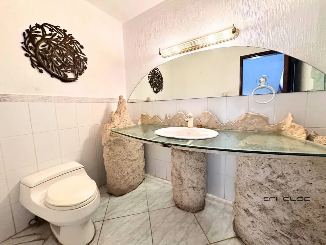 Casa en Venta en CAES KM 10 Montebello — Casa en Venta en Montebello II, Carretera a El Salvador, Guatemala, Ciudad — foto 5 de 12