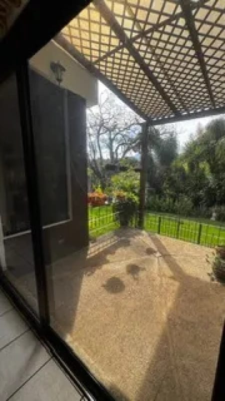 Venta de Casa con Extenso Terreno en San Cristobal Sector A10 — Casa en Venta en Zona 8 Mixco, Guatemala, Ciudad — foto 8 de 17