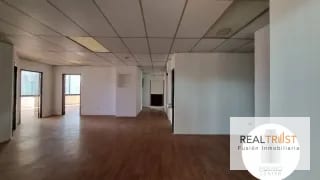 RENTA DE OFICINA EN MURANO CENTER ZONA 10 — Oficina en Alquiler en Zona 10, Guatemala, Ciudad — miniatura 2 de 6