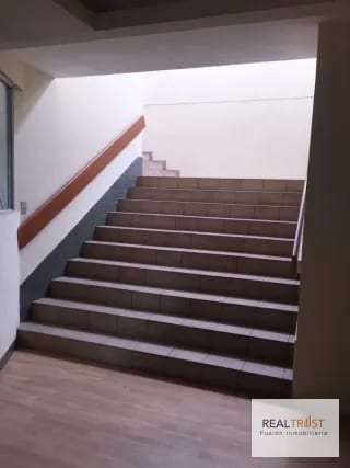 RENTA OFICINA PENTHOUSE MURANO CENTER ZONA 10 — Oficina en Alquiler en Zona 10, Guatemala, Ciudad — miniatura 3 de 5