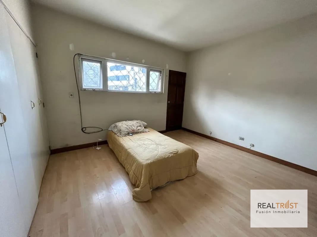 Casa en Renta Zona 10 Fuera de Garita — Casa en Alquiler en Zona 10, Guatemala, Ciudad — foto 3 de 13