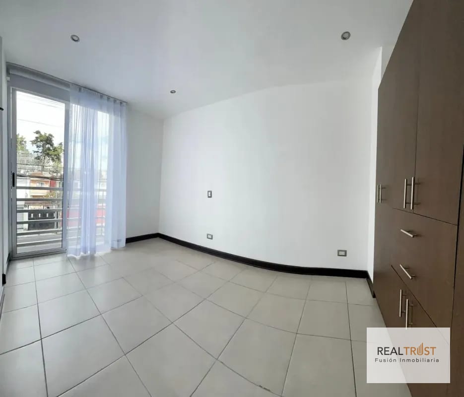 VENDO APARTAMENTO EDIFICIO DESTINY KM 14.5 CAES — Apartamento en Venta en Carretera a El Salvador, Guatemala, Ciudad — foto 4 de 14