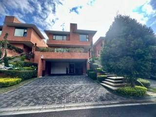 Venta de Casa en Residenciales Concepcion , Condominio Camelias CAES KM 15 — Casa en Venta en Carretera a El Salvador, Guatemala, Ciudad — miniatura 1 de 11