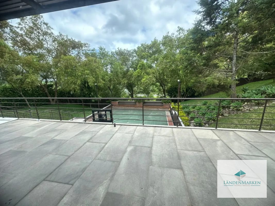 Venta de Casa en Residenciales Concepcion , Condominio Camelias CAES KM 15 — Casa en Venta en Carretera a El Salvador, Guatemala, Ciudad — foto 4 de 11