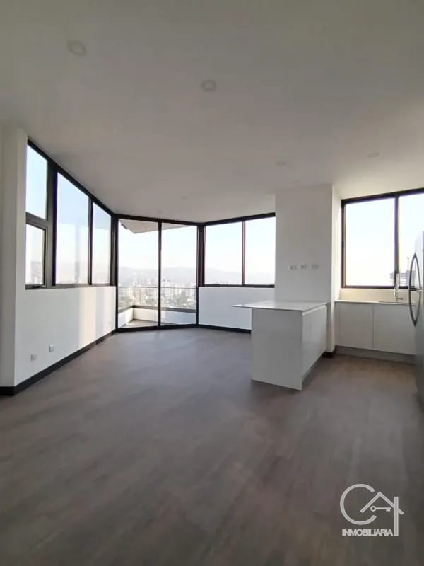 Apartamento en Venta - DIAGOSEIS Zona 10 — Apartamento en Venta en Diagoseis, Zona 10, Guatemala, Ciudad — foto 1 de 8