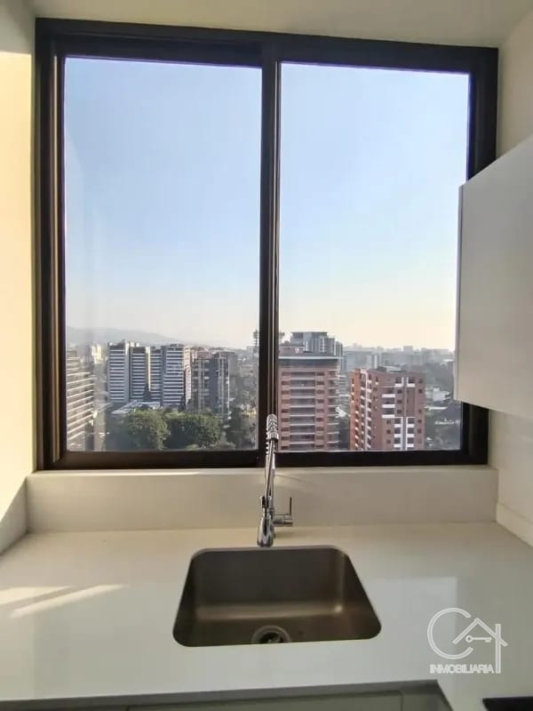 Apartamento en Venta - DIAGOSEIS Zona 10 — Apartamento en Venta en Diagoseis, Zona 10, Guatemala, Ciudad — foto 4 de 8