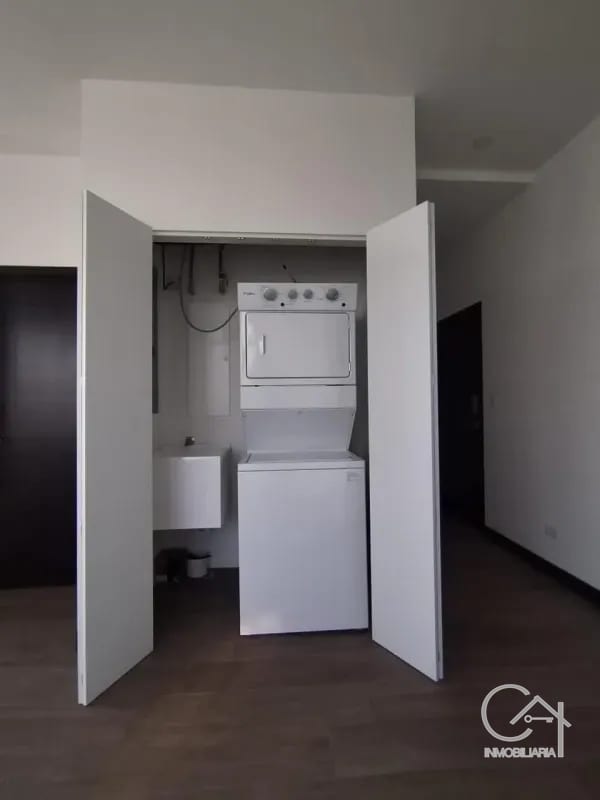 Apartamento en Venta - DIAGOSEIS Zona 10 — Apartamento en Venta en Diagoseis, Zona 10, Guatemala, Ciudad — foto 2 de 8