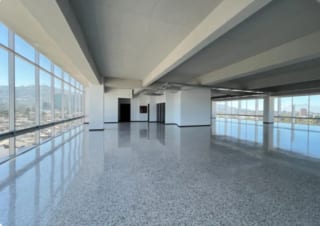 Edificio corporativo en alquiler en zona 10 Guatemala — Edificio en Alquiler en Zona 10, Guatemala, Ciudad — miniatura 6 de 14
