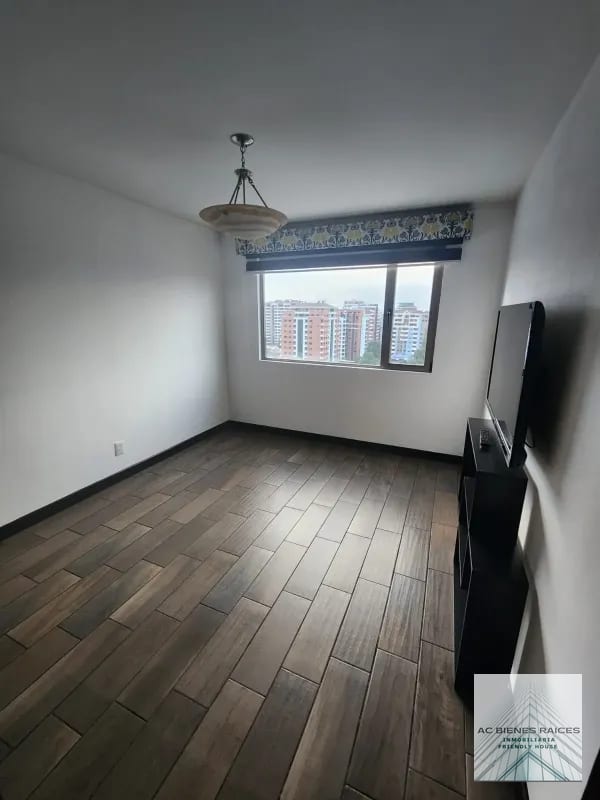 Verona 2 hab semi amueblado — Apartamento en Alquiler en Verona, Zona 10, Guatemala, Ciudad — foto 6 de 12