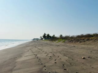 Terreno en venta para desarrollo en Iztapa a orilla del mar — Terreno en Venta en Iztapa, Escuintla — miniatura 1 de 17