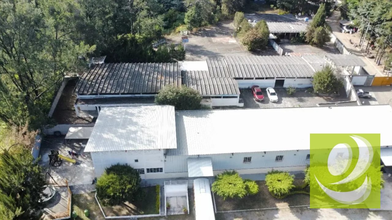Rento edificio para uso comercial o industrial en San Cristóbal — Edificio en Alquiler en Zona 8 Mixco, Guatemala, Ciudad — foto 3 de 3