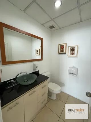 OFICINA EN VENTA TORINO ZONA 10 — Oficina en Venta en Zona 10, Guatemala, Ciudad — miniatura 7 de 10
