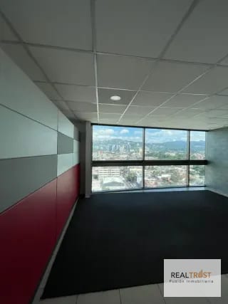 OFICINA EN VENTA TORINO ZONA 10 — Oficina en Venta en Zona 10, Guatemala, Ciudad — miniatura 6 de 10
