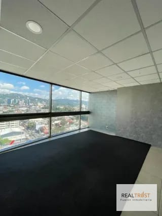 OFICINA EN VENTA TORINO ZONA 10 — Oficina en Venta en Zona 10, Guatemala, Ciudad — miniatura 5 de 10