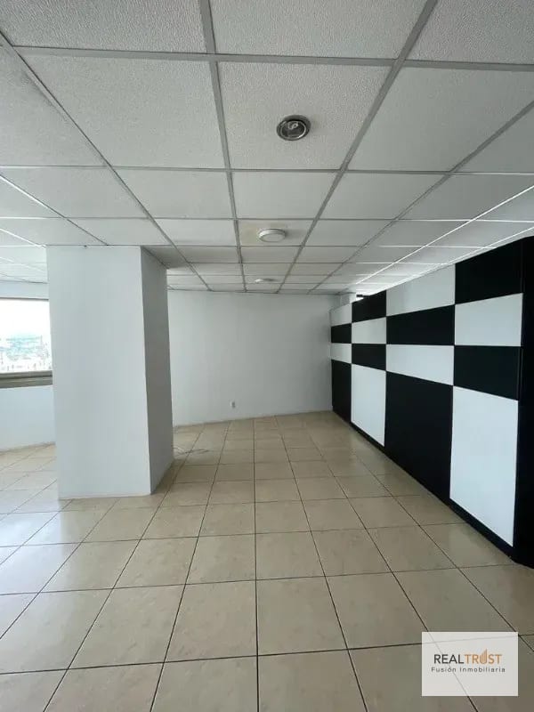 OFICINA EN VENTA TORINO ZONA 10 — Oficina en Venta en Zona 10, Guatemala, Ciudad — foto 3 de 10