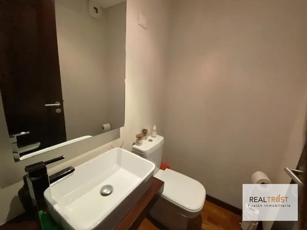 APARTAMENTO EN VENTA ZONA 14 — Apartamento en Venta en Zona 14, Guatemala, Ciudad — foto 2 de 13