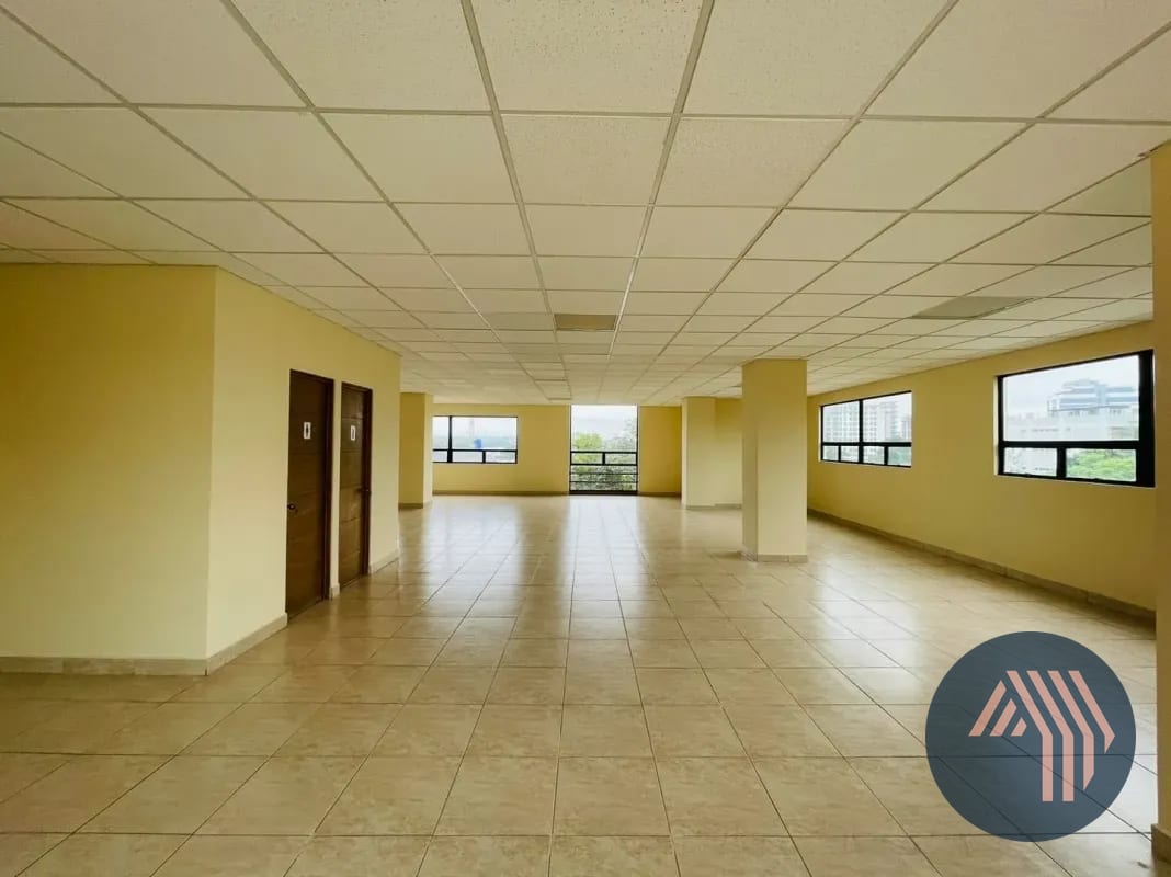 ALQUILER DE CÉNTRICAS OFICINAS - EDIFICIO CONDESA, ZONA 13 — Oficina en Alquiler en Zona 13, Guatemala, Ciudad — foto 10 de 10