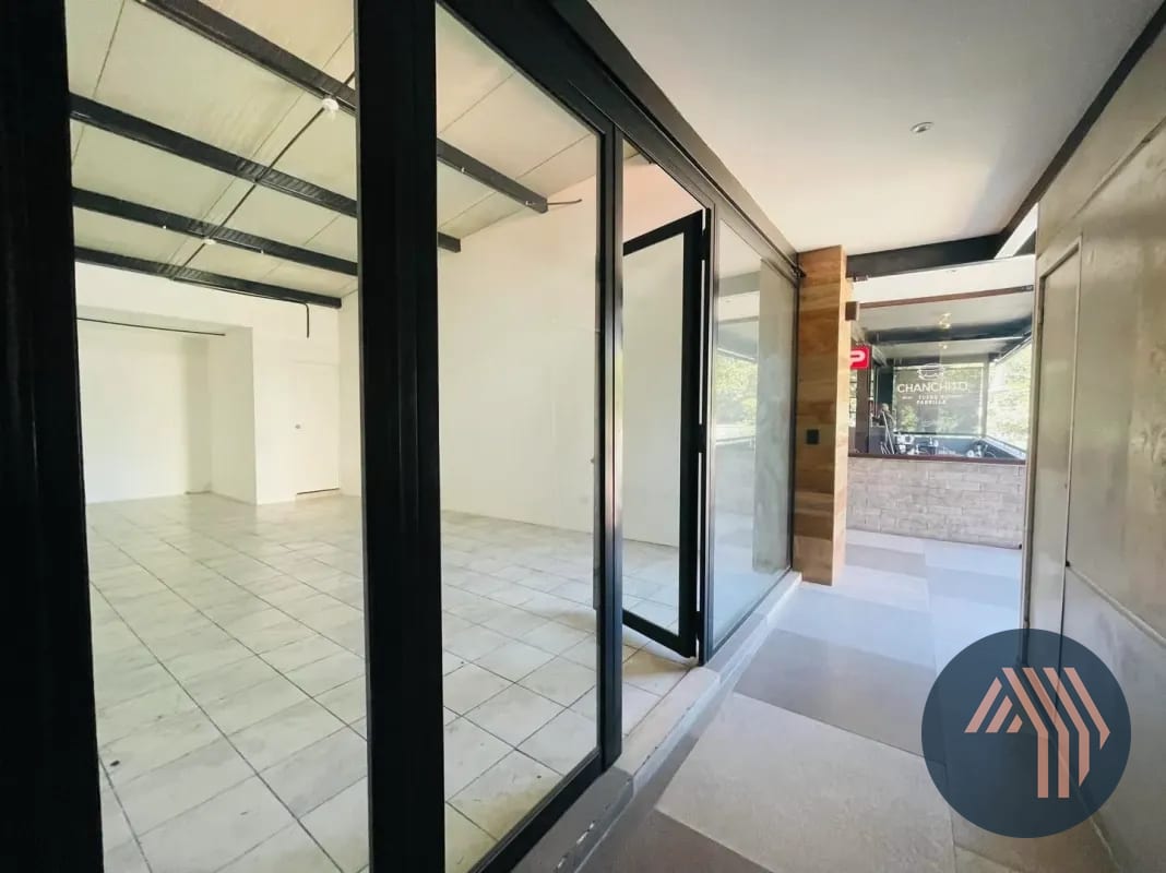 Alquiler de Local Comercial 45MT2 - Convenia Plaza, Zona 10 — Local en Alquiler en Zona 10, Guatemala, Ciudad — foto 4 de 8