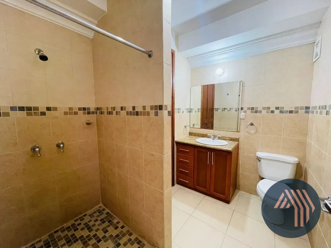 ALQUILER DE CÓMODOS APARTAMENTOS - LA MONTAÑA, ZONA 16 — Apartamento en Alquiler en La Montaña, Zona 16, Guatemala, Ciudad — foto 9 de 10