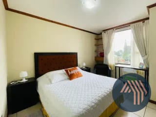 ALQUILER DE AMPLIO APTO. AMUEBLADO - TORRE CASTELAR, ZONA 10 — Apartamento en Alquiler en Torre Castelar, Zona 10, Guatemala, Ciudad — miniatura 5 de 10