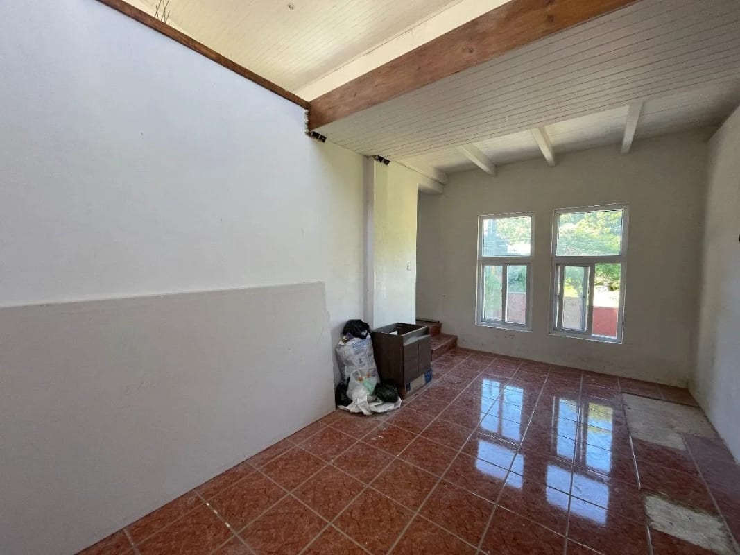 PROPIEDAD EN VENTA PARA DEMOLER O ACONDICIONAR PARA AIRBNB ZONA 15, CERCA COLEGIO VALLE VERDE EXCELENTE UBICACIÓN, G3, IDEAL PARA ACONDICIONAR USO DE OFICINAS, AIRBNB $500,000 — Edificio en Venta en Zona 15, Guatemala, Ciudad — foto 3 de 5