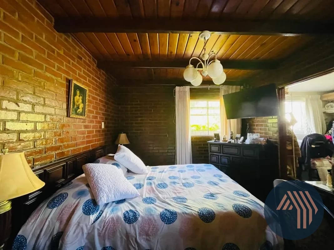 VENTA DE AMPLIA CASA - LOMAS DE SAN RAFAEL, KM 16 CES — Casa en Venta en Lomas de San Rafael, Carretera a El Salvador, Guatemala, Ciudad — foto 6 de 10