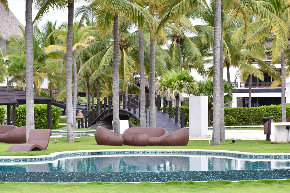Villa residencial enfrente al mar 4 dormitorios en venta en exclusivo condominio en Monterrico — Casa en Venta en Monterrico, Santa Rosa — foto 3 de 14