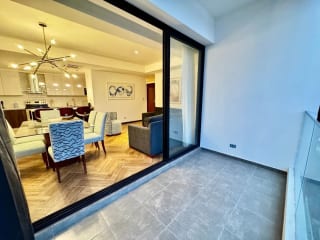 Apartamento en venta amueblado 3 dormitorios y cuarto de servicios, zona 10 — Apartamento en Venta en Zona 10, Guatemala, Ciudad — miniatura 11 de 14
