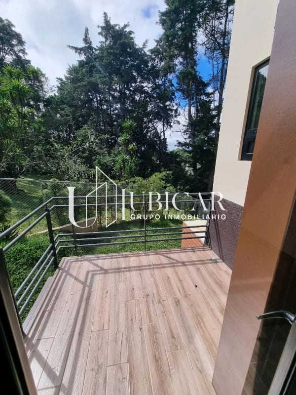 Vendo Linda y Moderna Casa en San Antonio Carretera a El Salvador — Casa en Venta en San Antonio, Carretera a El Salvador, Guatemala, Ciudad — foto 3 de 15