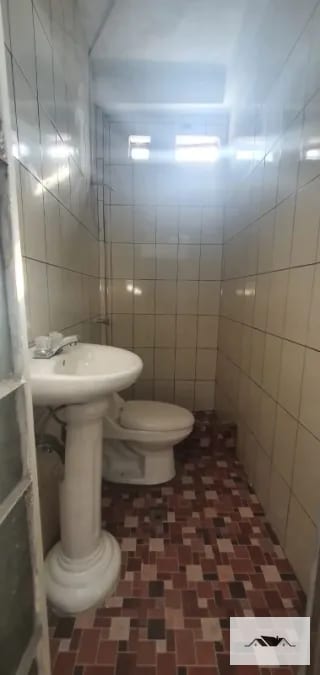 En Renta Bonita Casa Zona 12 sobre Calzada Aguilar Batres con muy buena ubicación — Casa en Alquiler en Zona 12, Guatemala, Ciudad — miniatura 16 de 17