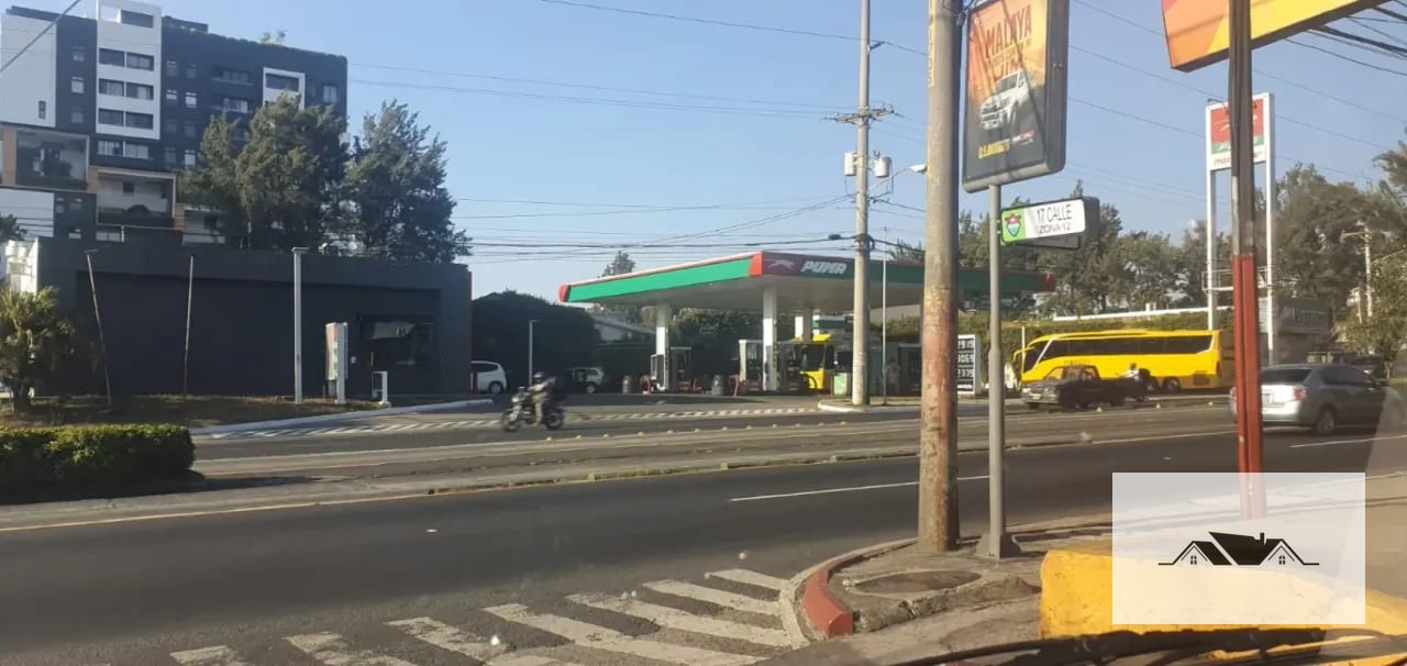 En Renta Bonita Casa Zona 12 sobre Calzada Aguilar Batres con muy buena ubicación — Casa en Alquiler en Zona 12, Guatemala, Ciudad — foto 12 de 17