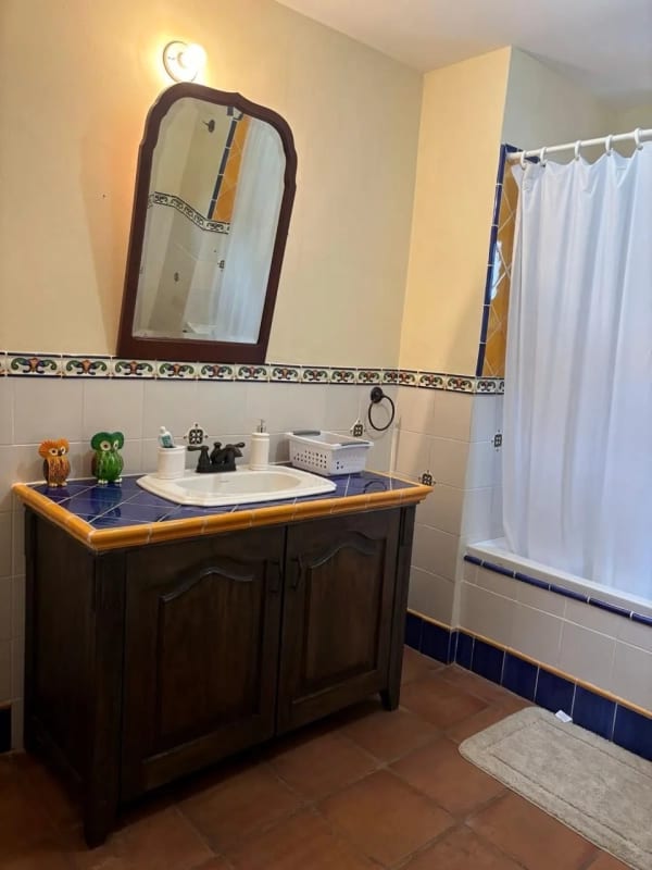 ALQUILER CASA AMUEBLADA A POCOS PASOS DEL CASCO DE ANTIGUA — Casa en Alquiler en Antigua, Sacatepéquez — foto 7 de 15