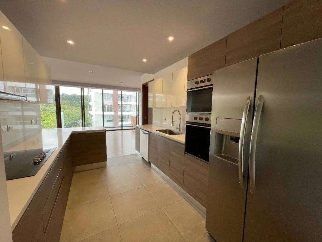 Apartamento Renta Zona 15 VH2, Edificio Boutique, de 3 Dormitorios y Dormitorio de Servicio — Apartamento en Alquiler en Zona 15, Guatemala, Ciudad — foto 3 de 12