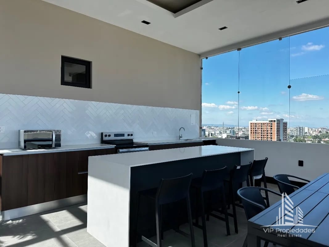 BONADIEZ, Z10. Apartamento amueblado y equipado en renta — Apartamento en Alquiler en Bonadiez, Zona 10, Guatemala, Ciudad — foto 4 de 13