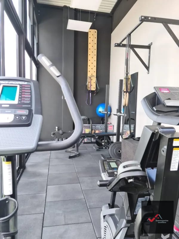 APARTAMENTO EN VENTA ZONA 14 EDIFICIO AOKI — Apartamento en Venta en La Villa, Zona 14, Guatemala, Ciudad — foto 4 de 10