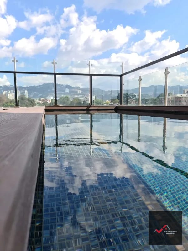 APARTAMENTO EN VENTA ZONA 14 EDIFICIO AOKI — Apartamento en Venta en La Villa, Zona 14, Guatemala, Ciudad — foto 1 de 10