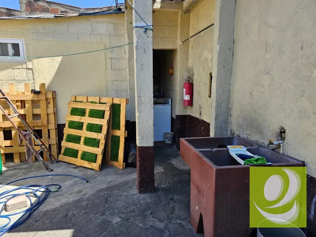 Rento terreno con oficinas en excelente ubicación de zona 5 Ciudad — Terreno en Alquiler en Zona 5, Guatemala, Ciudad — foto 2 de 6